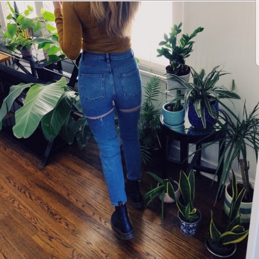 Farleigh Bum Rip Jeans